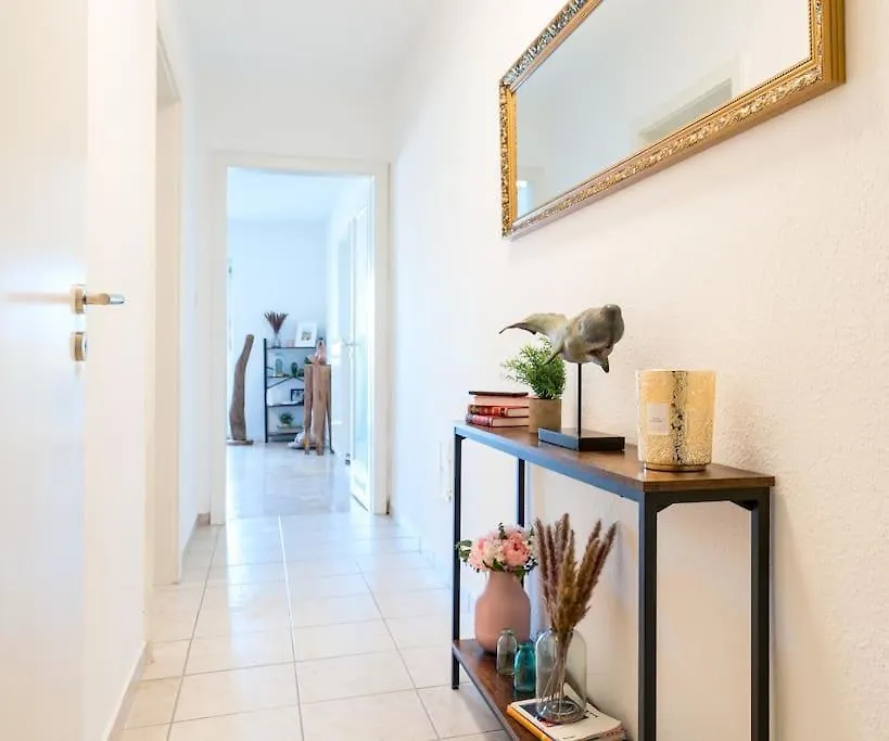 1Og Mitte Schoene 2-Zimmer City Wohnung Naehe Salzburg Freilassing Apartment